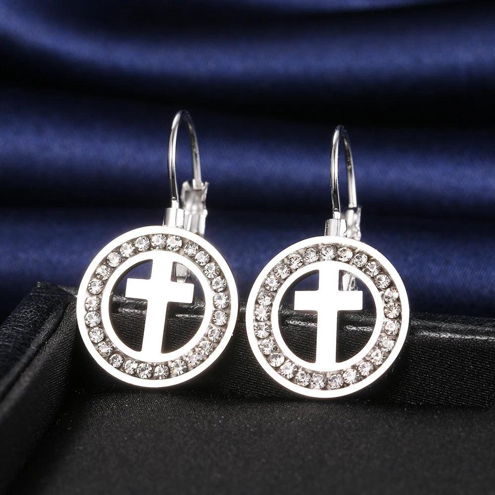 boucle d'oreille tendance croix