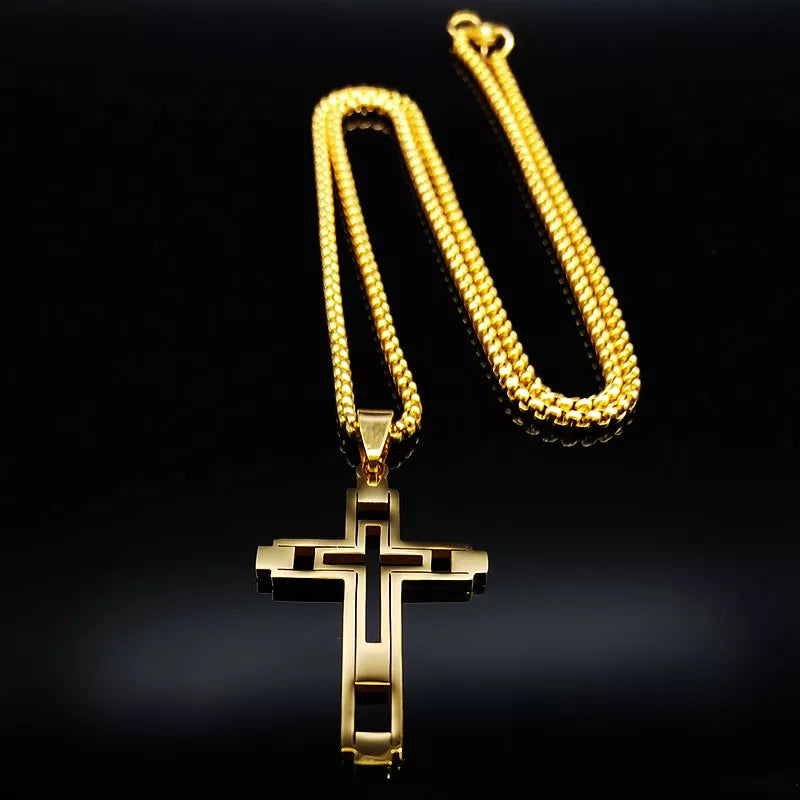 collier croix homme tendance